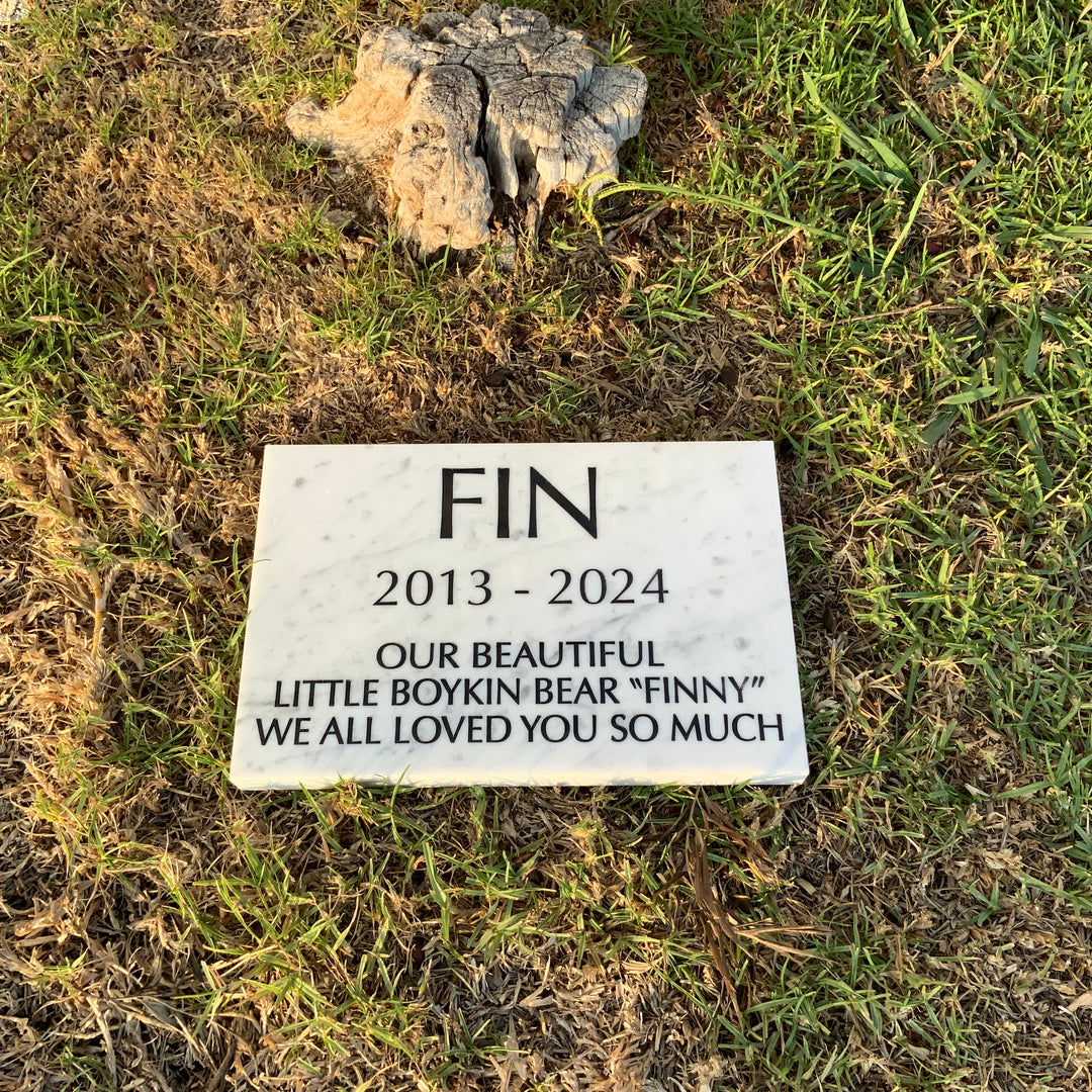 Marble Marker, Pet headstones, Custom Outdoor Engraved In Loving Memory