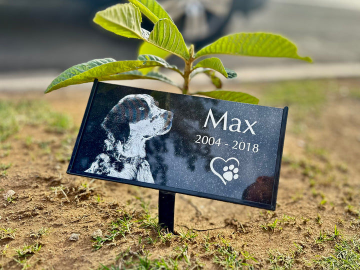 Outdoor Personalized Custom Memorial Plaque Black Granite keepsake stone