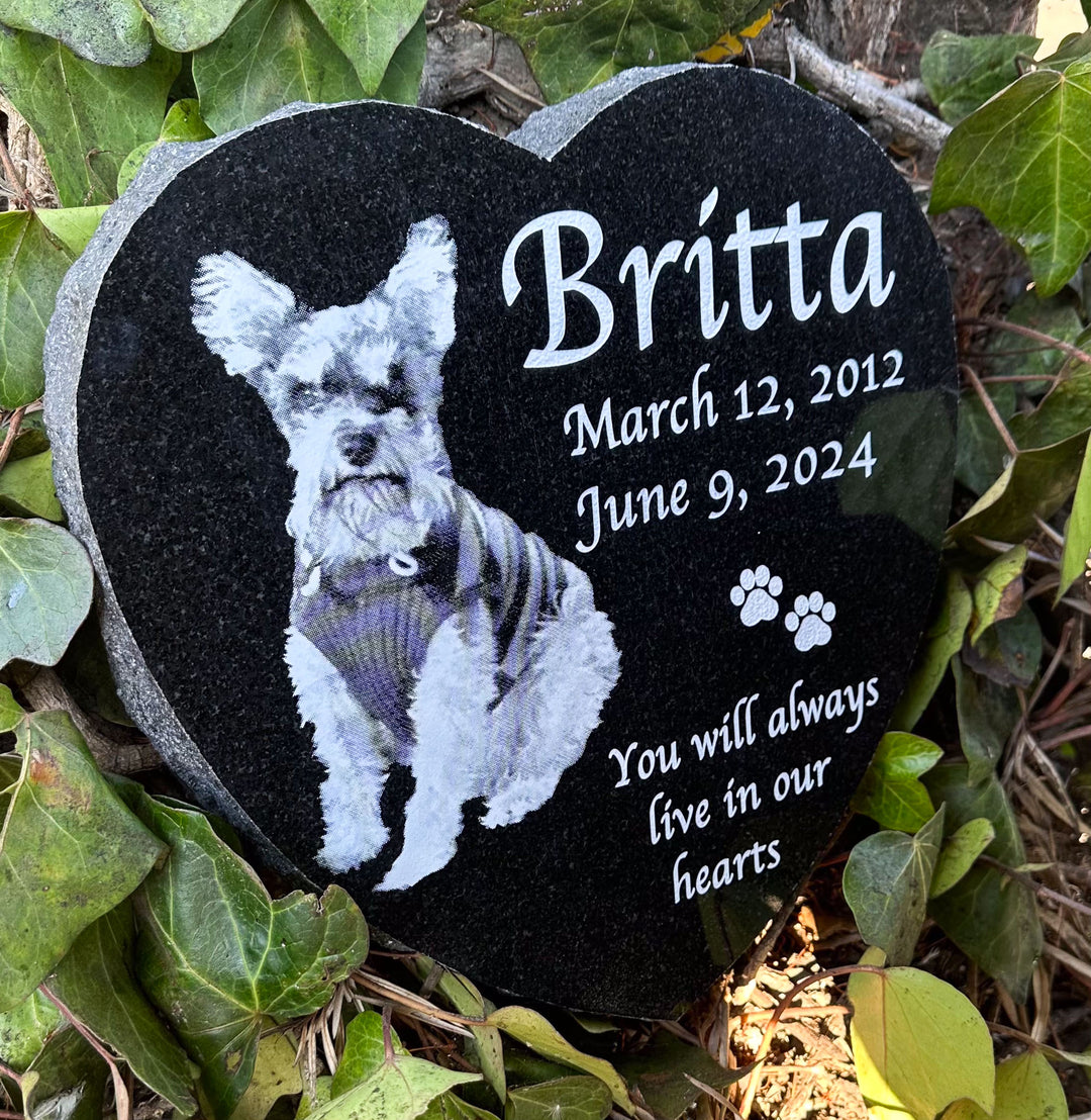 Heart Shape Outdoor Pet Grave marker Personalized Memorial Plaque